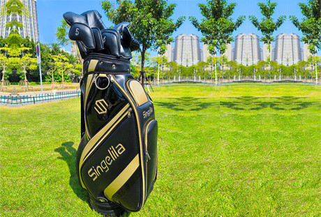 GOLF BAGS